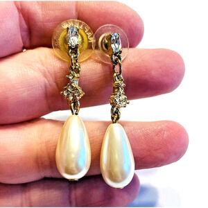 Vintage Richelieu Pierced Earrings Elegant Pearl Teardrops Dangles Wedding Bride